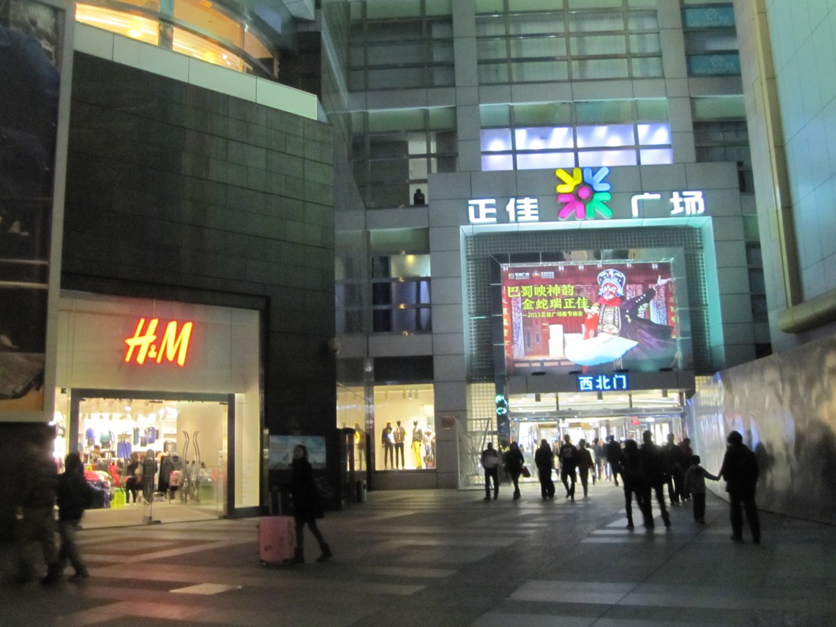 The Six Best Places for Expats to Shop for Clothes in&nbsp;China